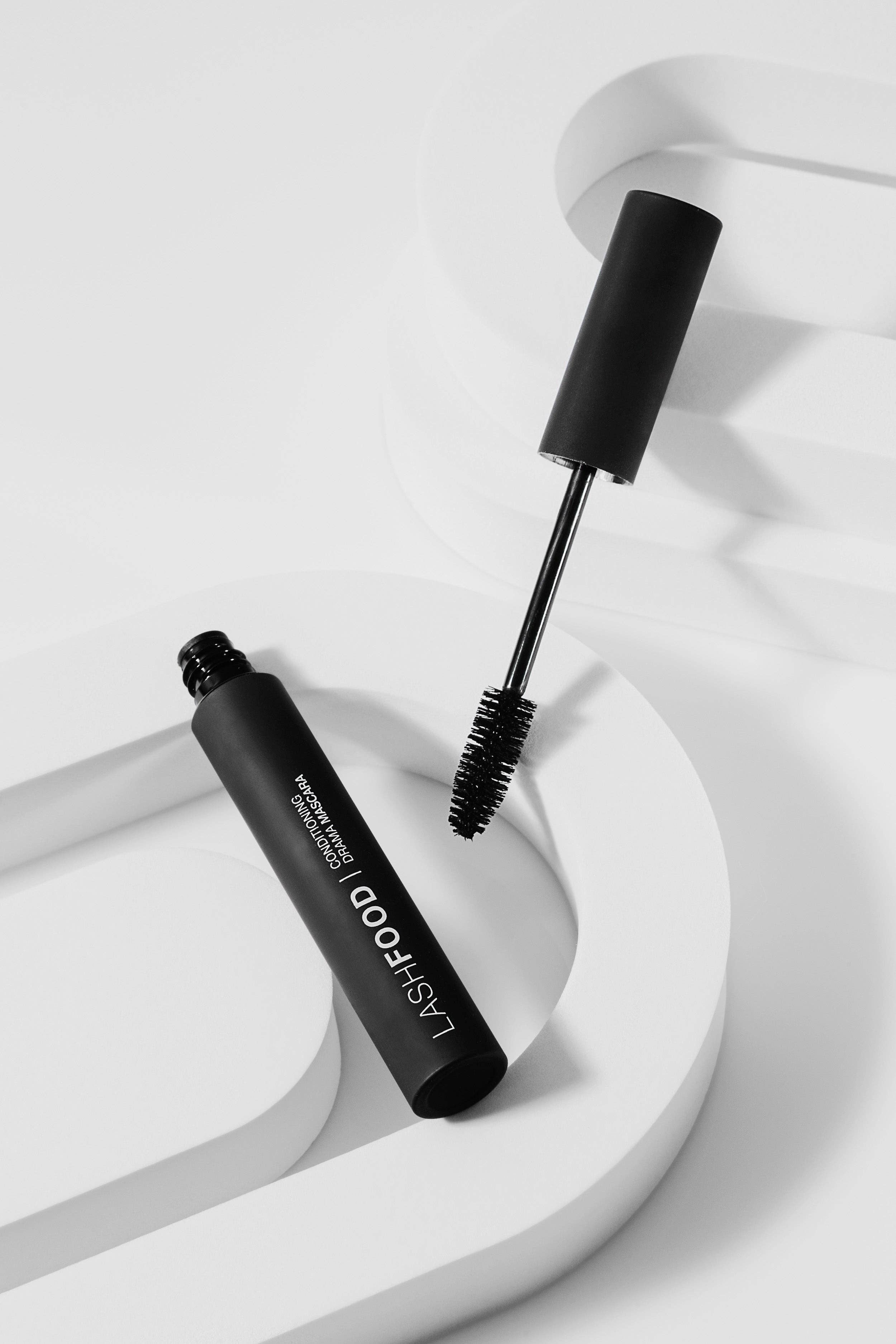 Conditioning Drama Mascara, 8ml - Image 7