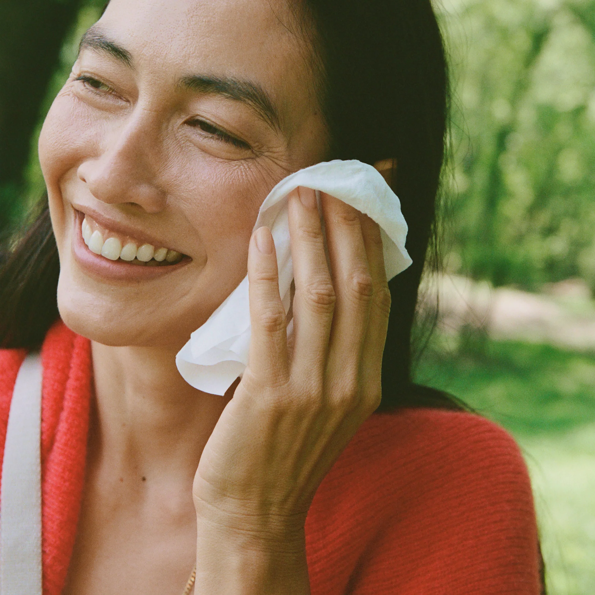 Essential Face Wipes - Image 3