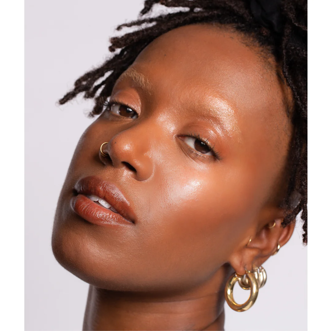 HYDRA HIGHLIGHTER STICK // FACE + BODY - Image 3