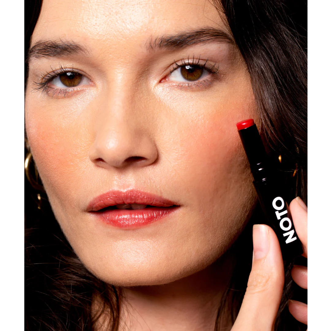 OSCILLATE - MULTI-BENE STICK // LIPS + CHEEKS - Image 3