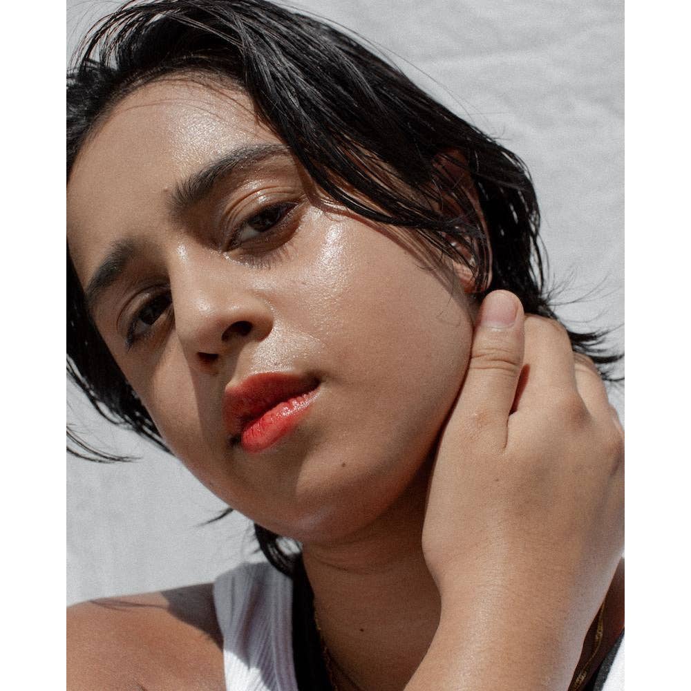 OSCILLATE - MULTI-BENE STICK // LIPS + CHEEKS - Image 5
