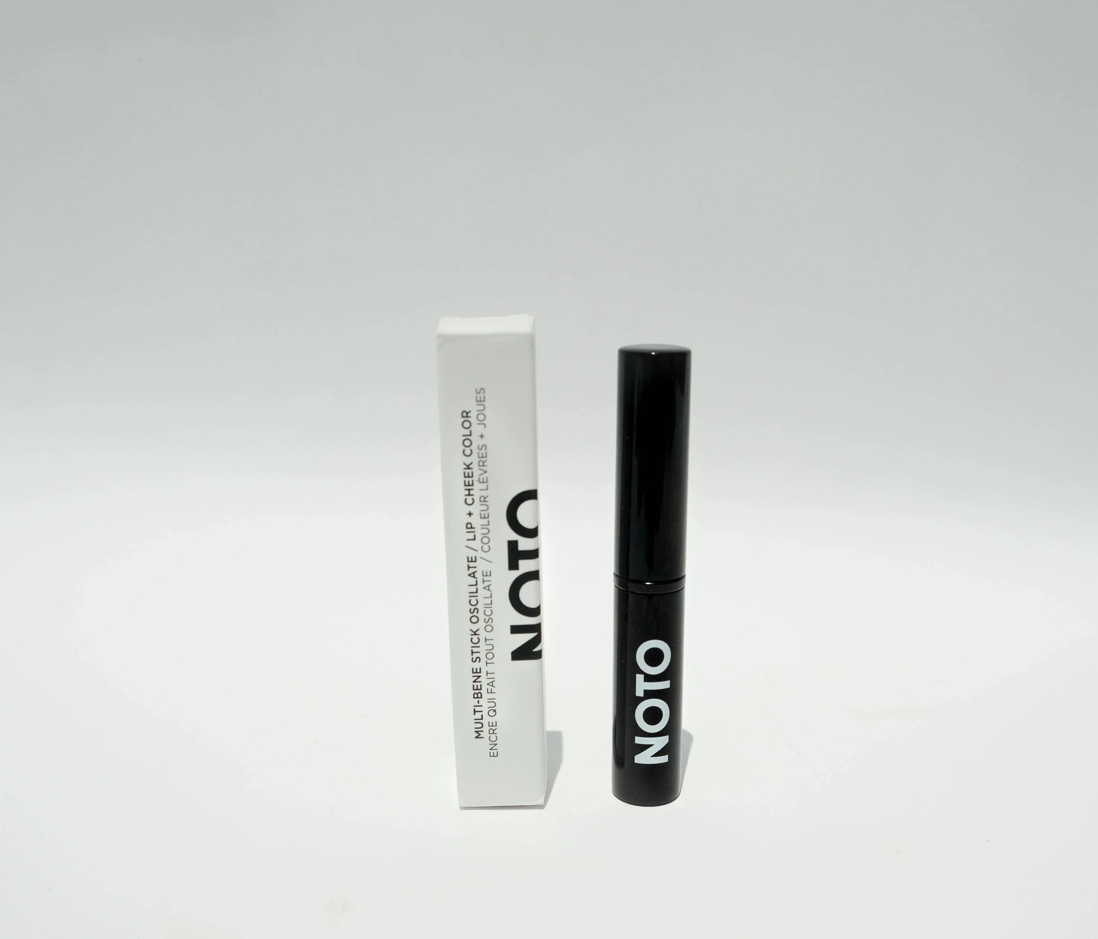 OSCILLATE - MULTI-BENE STICK // LIPS + CHEEKS - Image 8